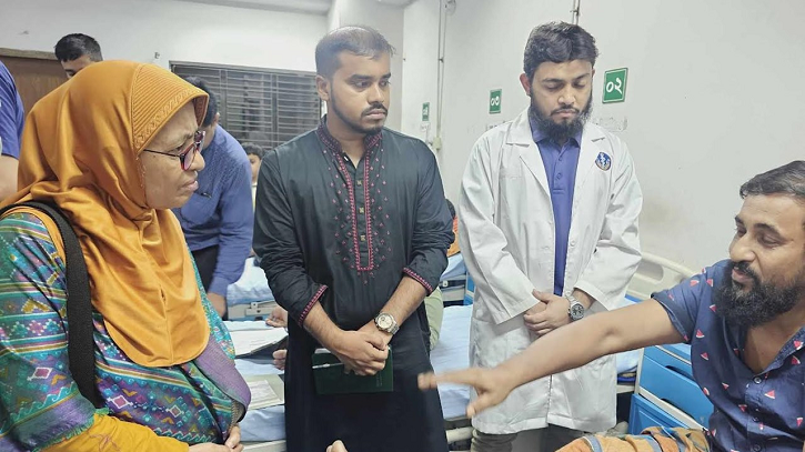 আন্দোলনে চোখের আলো নিভেছে কতজনের, জানালেন স্বাস্থ্য উপদেষ্টা আন্দোলনে চোখের আলো নিভেছে কতজনের, জানালেন স্বাস্থ্য উপদেষ্টা