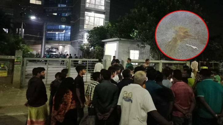 পল্লবী থানার সামনে তিনটি ককটেল বিস্ফোরণ, আহত ৩