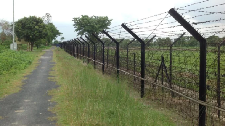পঞ্চগড়-ঠাকুরগাঁও সীমান্ত দিয়ে ৩৯ জনকে পুশ ইন করলো বিএসএফ পঞ্চগড়-ঠাকুরগাঁও সীমান্ত দিয়ে ৩৯ জনকে পুশ ইন করলো বিএসএফ