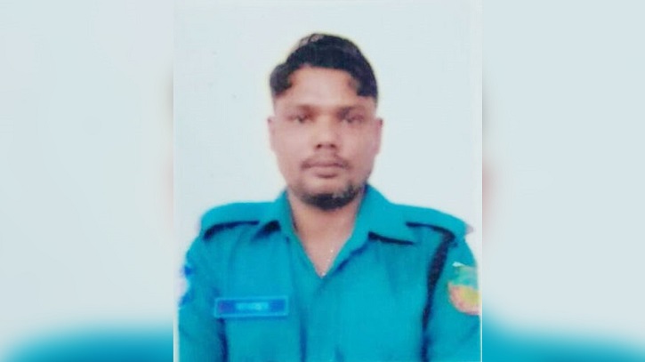 সহকর্মীকে গুলি করে হত্যা করা কাওছার মানসিক ভারসাম্যহীন দাবি পরিবারের সহকর্মীকে গুলি করে হত্যা করা কাওছার মানসিক ভারসাম্যহীন দাবি পরিবারের
