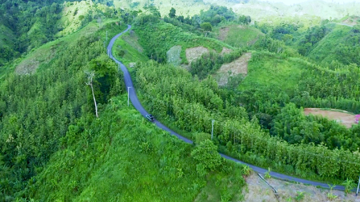 পাহাড়ে শান্তির জন্য চাই সাম্প্রদায়িক সম্প্রীতি