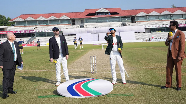 চলছে বাংলাদেশ-আয়ারল্যান্ড ম্যাচ, বিনামূল্যে দেখতে পাবেন যারা