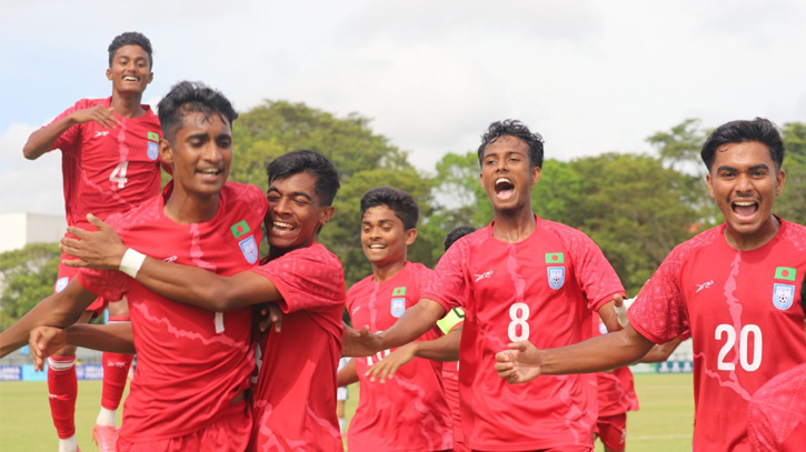 পাকিস্তানকে কাঁদিয়ে সাফের ফাইনালে বাংলাদেশ