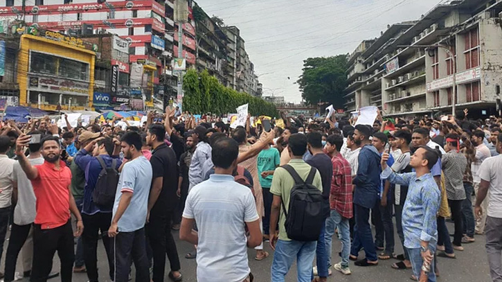 অসহযোগ আন্দোলনে স্থবির চট্টগ্রাম
