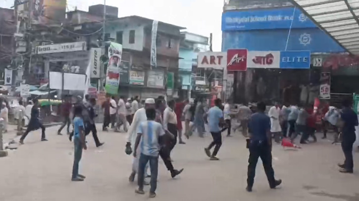 সালাহউদ্দিন আহমেদকে নিয়ে বিরূপ মন্তব্য, প্রতিবাদে বিএনপির বিক্ষোভ সালাহউদ্দিন আহমেদকে নিয়ে বিরূপ মন্তব্য, প্রতিবাদে বিএনপির বিক্ষোভ