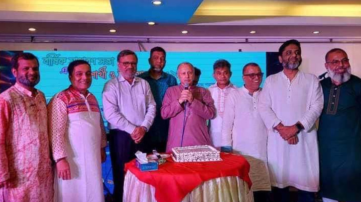 চট্টগ্রাম বিশ্ববিদ্যালয়ের ২৬তম ব্যাচের বার্ষিক সাধারণ সভা অনুষ্ঠিত চট্টগ্রাম বিশ্ববিদ্যালয়ের ২৬তম ব্যাচের বার্ষিক সাধারণ সভা অনুষ্ঠিত