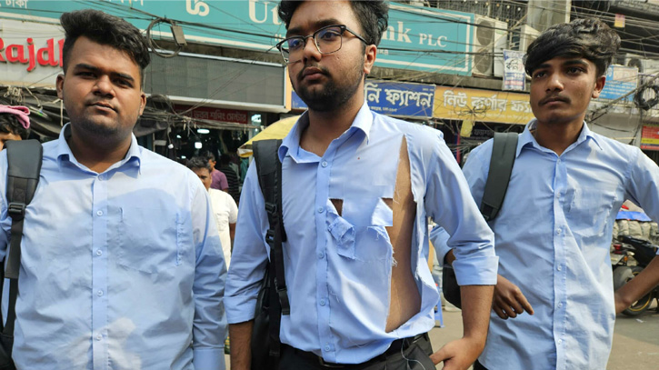 শান্তি চুক্তির ৩ সপ্তাহর মাথায় ফের ঢাকা-আইডিয়াল কলেজ শিক্ষার্থীদের সংঘর্ষ