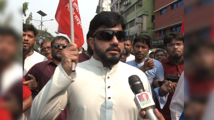 বিএনপি সবসময় শ্রমিকদের কল্যাণে কাজ করে আসছে: ইশরাক হোসেন বিএনপি সবসময় শ্রমিকদের কল্যাণে কাজ করে আসছে: ইশরাক হোসেন