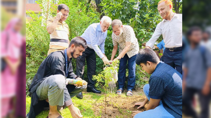 গবি ক্যাম্পাসে জিবিসিডিসির বৃক্ষরোপণ কর্মসূচি গবি ক্যাম্পাসে জিবিসিডিসির বৃক্ষরোপণ কর্মসূচি
