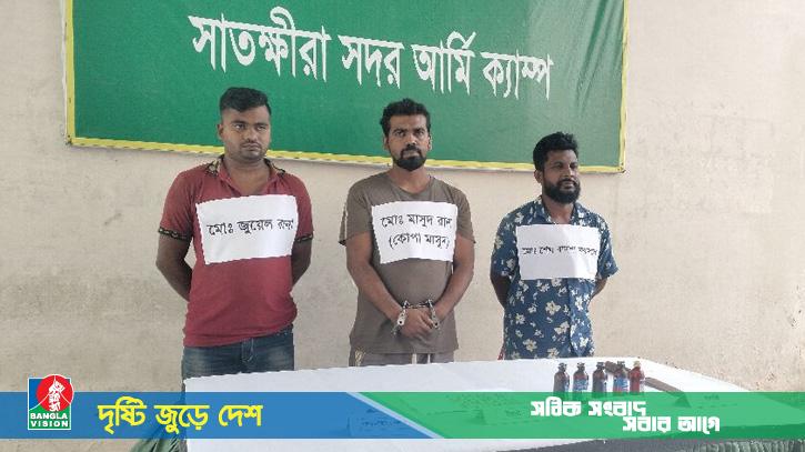 কুখ্যাত সন্ত্রাসী কোপা মাসুদ গ্রেফতার, চাপাতি ও ইয়াবা উদ্ধার