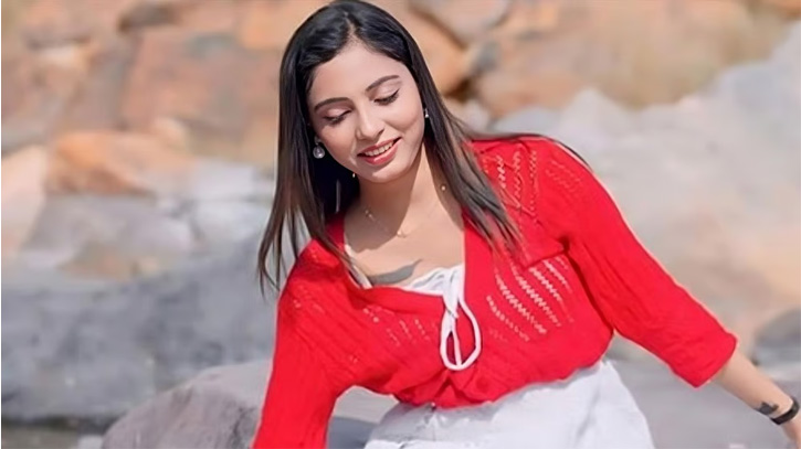 শুটিং করতে গিয়ে নিখোঁজ অভিনেত্রীর মরদেহ মিললো নালায় শুটিং করতে গিয়ে নিখোঁজ অভিনেত্রীর মরদেহ মিললো নালায়