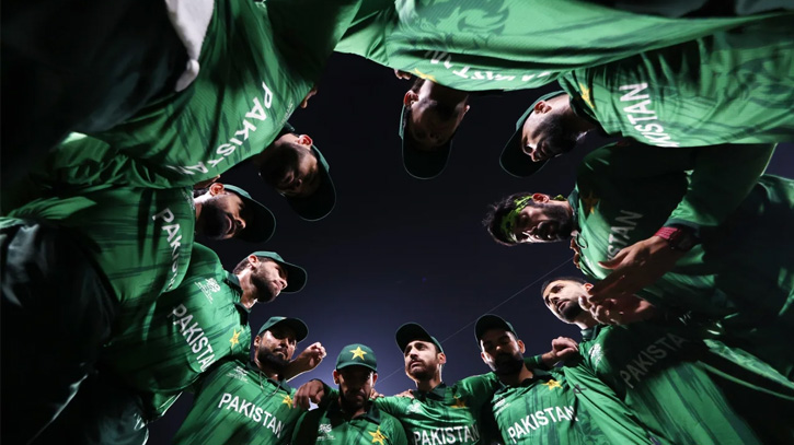 বিশ্বকাপে বাজে পারফর্ম; সব ক্রিকেটারকে জরিমানা করলো পাকিস্তান বিশ্বকাপে বাজে পারফর্ম; সব ক্রিকেটারকে জরিমানা করলো পাকিস্তান