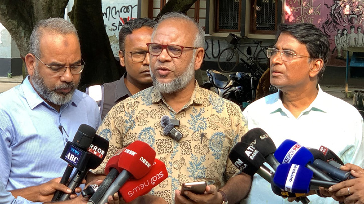 রাবিতে শাটডাউন স্থগিত করে ক্লাসে ফেরার ঘোষণা জাতীয়তাবাদী শিক্ষকদের