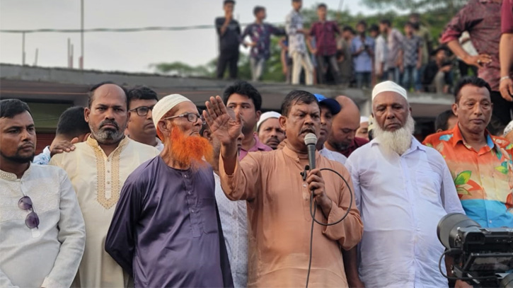 বিএনপির বিরুদ্ধে কুৎসা রটিয়ে নির্বাচন বানচালের ষড়যন্ত্র সফল হবে না: রহমাতুল্লাহ বিএনপির বিরুদ্ধে কুৎসা রটিয়ে নির্বাচন বানচালের ষড়যন্ত্র সফল হবে না: রহমাতুল্লাহ