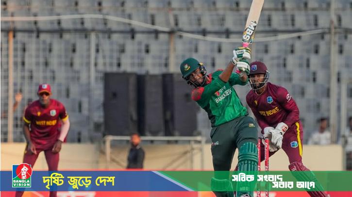 একই সাথে মাশরাফি ও সাকিবের রেকর্ড ভাঙলেন রিশাদ