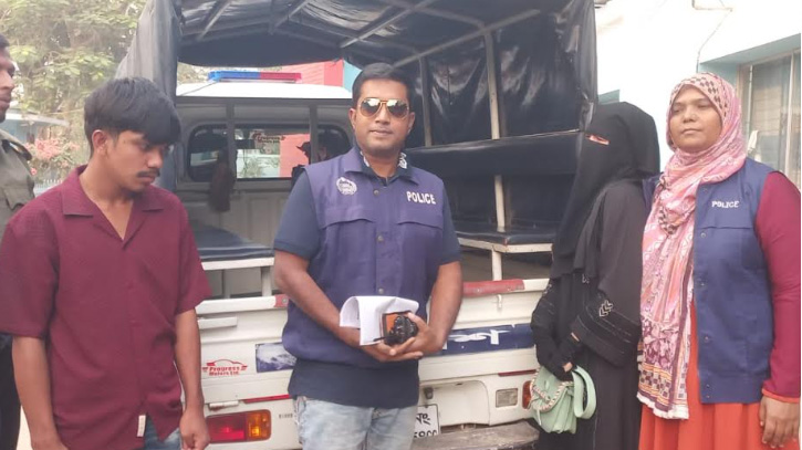 ব্রাহ্মণবাড়িয়ায় পাসপোর্ট করতে এসে রোহিঙ্গা তরুণীসহ দুইজন আটক