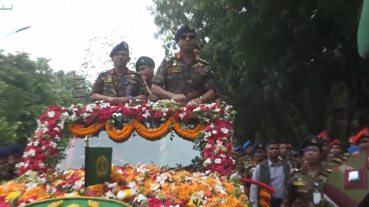 বিদায়ের আগে যা বলে গেলেন সেনাপ্রধান এস এম শফিউদ্দিন বিদায়ের আগে যা বলে গেলেন সেনাপ্রধান এস এম শফিউদ্দিন