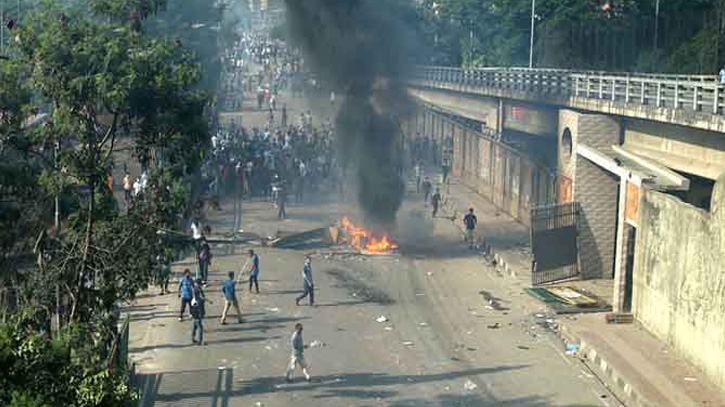 শেখ হাসিনা পালানোর পর সাভারবাসীর ওপর নেমে আসে স্টিম রোলার