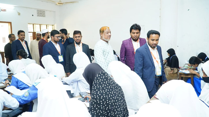 ‘দ্যা স্কলারস ফোরাম ঢাকা’র বৃত্তি পরীক্ষায় অংশ নিয়েছে ৪৭২০ শিক্ষার্থী ‘দ্যা স্কলারস ফোরাম ঢাকা’র বৃত্তি পরীক্ষায় অংশ নিয়েছে ৪৭২০ শিক্ষার্থী