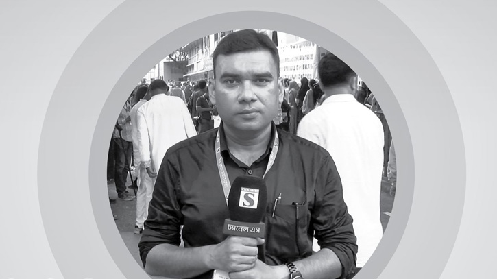 ডাকসুতে দায়িত্ব পালনকালে মৃত্যুর কোলে ঢলে পড়লেন সাংবাদিক