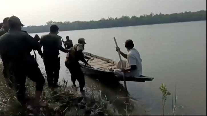 বনদস্যু ও জলদস্যু দমনে সুন্দরবন সাতক্ষীরা রেঞ্জে অভিযান শুরু