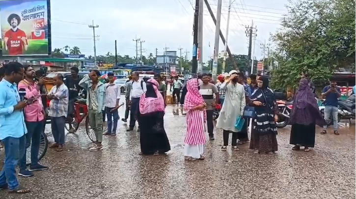 ৭ ঘণ্টার ভোগান্তি শেষে সিলেটে পরিবহন ধর্মঘট স্থগিত ৭ ঘণ্টার ভোগান্তি শেষে সিলেটে পরিবহন ধর্মঘট স্থগিত