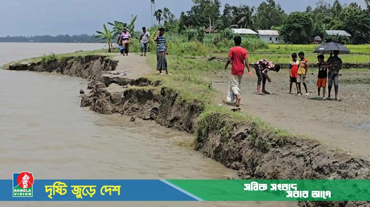 যমুনা নদীর ভাঙ্গনের কবলে শিক্ষা প্রতিষ্ঠানসহ ৫ শতাধিক পরিবার