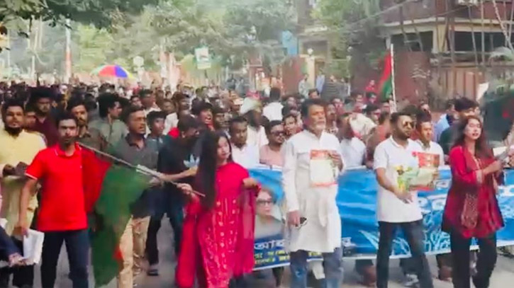 উত্তরায় ৩১ দফা নির্বাচনী ইশতেহার লিফলেট বিতরণ উত্তরায় ৩১ দফা নির্বাচনী ইশতেহার লিফলেট বিতরণ