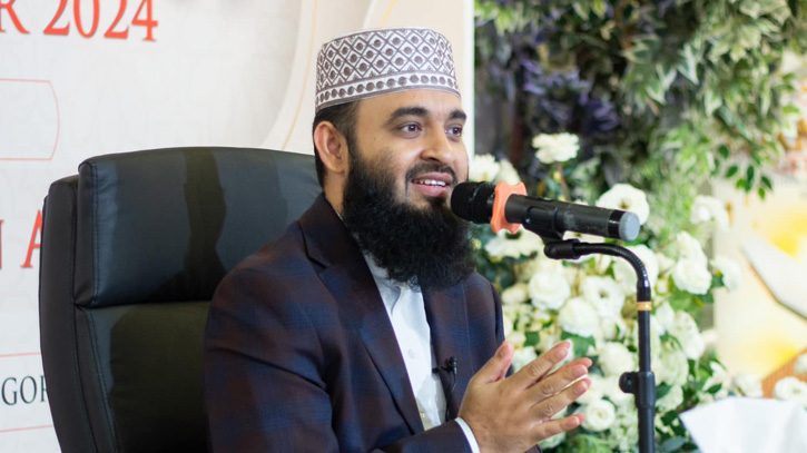 উন্মুক্ত মাঠে আজহারীর এবছরের সকল তাফসির মাহফিল স্থগিত