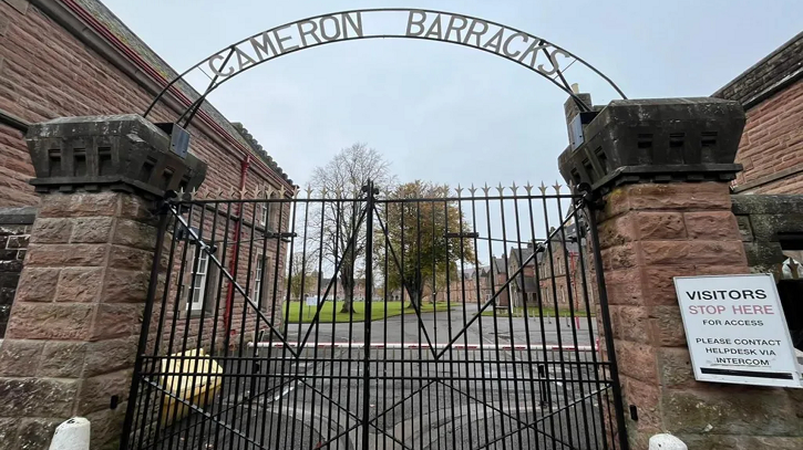 যুক্তরাজ্যে অভিবাসন প্রত্যাশীদের রাখা হবে পুরনো সামরিক ব্যারাকে যুক্তরাজ্যে অভিবাসন প্রত্যাশীদের রাখা হবে পুরনো সামরিক ব্যারাকে