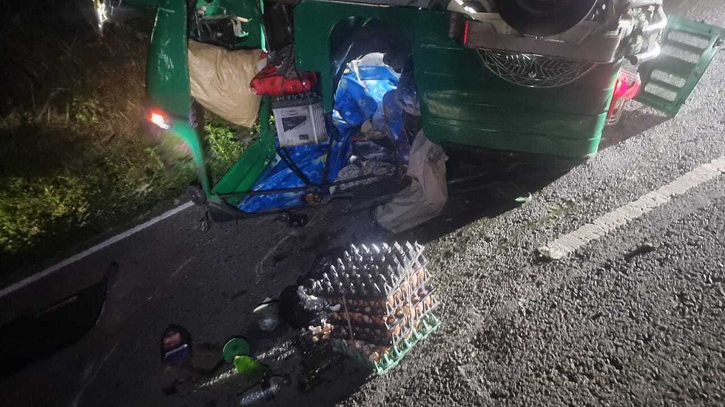 বন্যহাতির আক্রমণে দুমড়ে-মুচড়ে গেলো সিএনজি, একজনের মৃত্যু