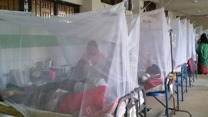 ডেঙ্গু আক্রান্ত হয়ে হাসপাতালে আরও ২০০ জন 