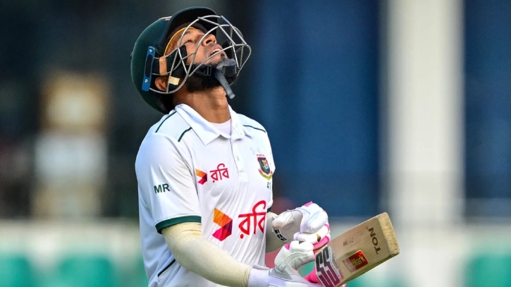 কলম্বো টেস্টে ইনিংস ব্যবধান ও ৭৮ রানে টাইগারদের পরাজয় কলম্বো টেস্টে ইনিংস ব্যবধান ও ৭৮ রানে টাইগারদের পরাজয়