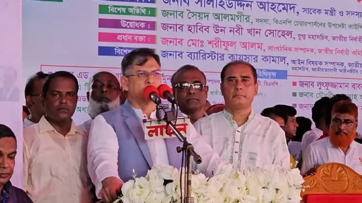 ‘আগামী ফেব্রুয়ারিতেই নির্বাচন হবে, কেউ রুখতে পারবে না’ ‘আগামী ফেব্রুয়ারিতেই নির্বাচন হবে, কেউ রুখতে পারবে না’