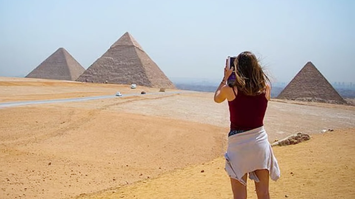 ভিসা ফি বাড়ালো মিসর