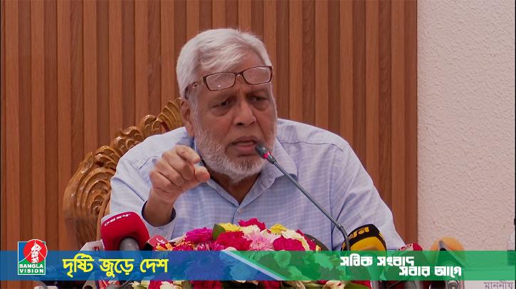 শিক্ষার্থীদের মারধর অনাকাঙ্ক্ষিত, পুলিশ ক্ষমা চাইবে: উপদেষ্টা