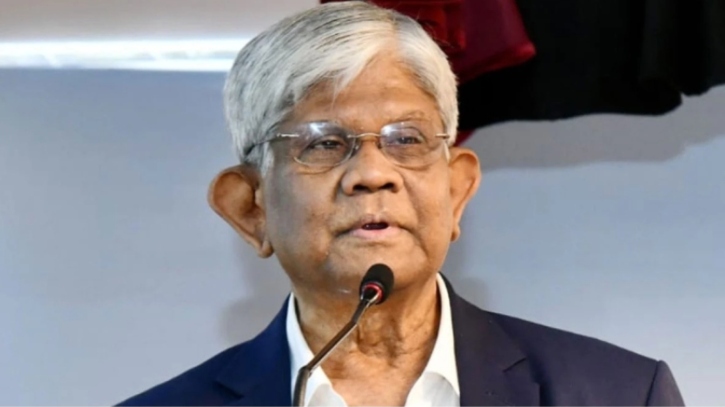 সরকারি কর্মকর্তা-কর্মচারীদের ধৈর্য ধরার আহ্বান অর্থ উপদেষ্টার 