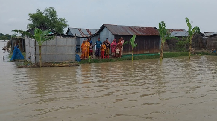 ৭২ ঘণ্টার মধ্যে ৫ জেলার নিম্নাঞ্চল প্লাবিত হওয়ার শঙ্কা