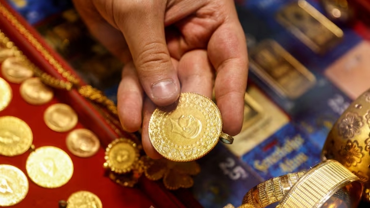 বিশ্ববাজারে স্বর্ণ ও রুপার দামে বড় ধস  