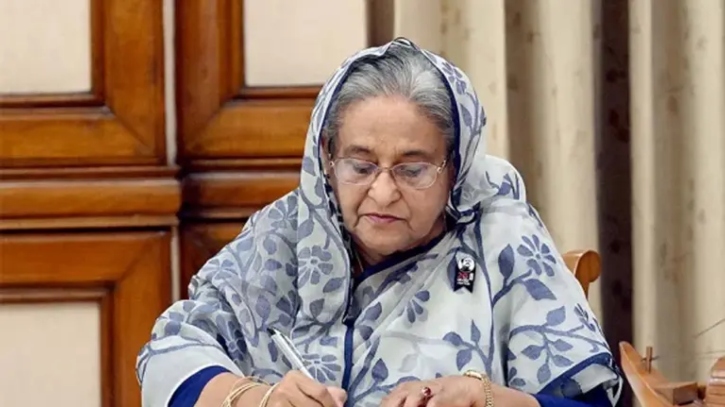 ট্রাইব্যুনালে হাসিনার বিরুদ্ধে তৃতীয় দিনের সাক্ষ্যগ্রহণ চলছে ট্রাইব্যুনালে হাসিনার বিরুদ্ধে তৃতীয় দিনের সাক্ষ্যগ্রহণ চলছে