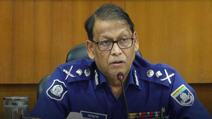 আইজিপি বাহারুল আলমকে সরিয়ে দিতে সরকারকে লিগ্যাল নোটিশ