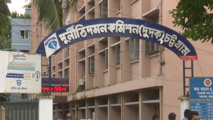 ভুয়া তথ্য দিয়ে এনআইডি তৈরির অভিযোগ, তিনজনের বিরুদ্ধে মামলা