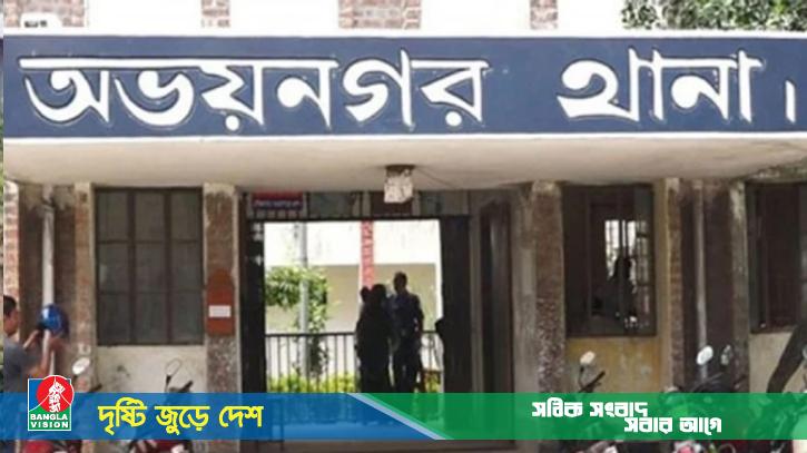 মাছের ঘেরের পাশ থেকে মরদেহ উদ্ধার