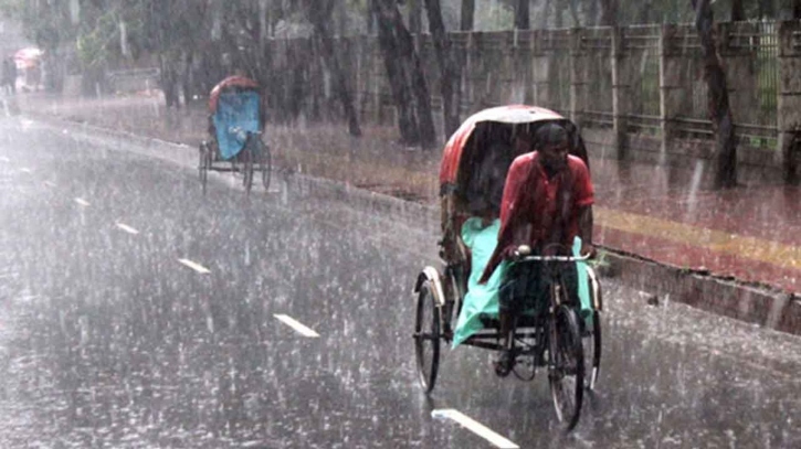 রাজধানীতে স্বস্তির বৃষ্টি, কমতে পারে তাপমাত্রা রাজধানীতে স্বস্তির বৃষ্টি, কমতে পারে তাপমাত্রা