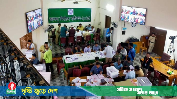 জাকসু নির্বাচন: ভোট গণনা শেষ, সন্ধ্যায় ফলাফল