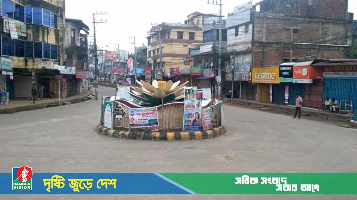 খাগড়াছড়ি-চট্টগ্রাম ও ঢাকা সড়কে অবরোধ শিথিল করেছে জুম্ম-ছাত্র জনতা