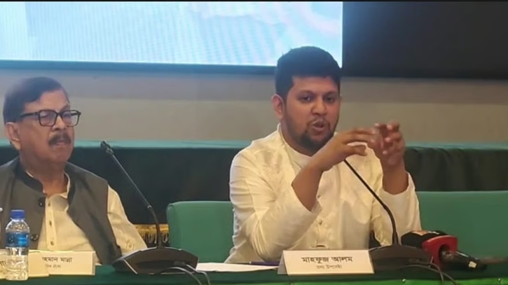 রাজনৈতিক দলগুলো চাইলে সরকার পারতো: তথ্য উপদেষ্টা