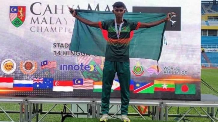 মালয়েশিয়ায় স্বর্ণপদক জিতলেন আল আমিন মালয়েশিয়ায় স্বর্ণপদক জিতলেন আল আমিন