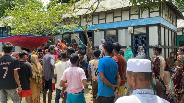 এক বোতলের বিষেই প্রাণ গেলো স্বামী-স্ত্রীর, নেপথ্যে.. এক বোতলের বিষেই প্রাণ গেলো স্বামী-স্ত্রীর, নেপথ্যে..