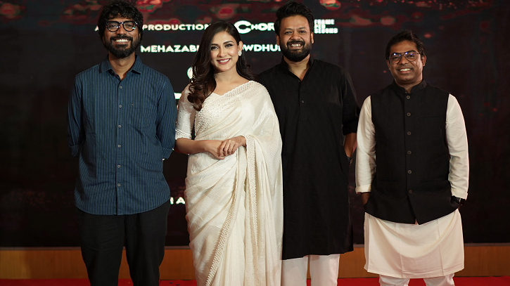 ‘প্রিয় মালতী’ হয়ে বড় পর্দায় আসছেন মেহজাবীন ‘প্রিয় মালতী’ হয়ে বড় পর্দায় আসছেন মেহজাবীন